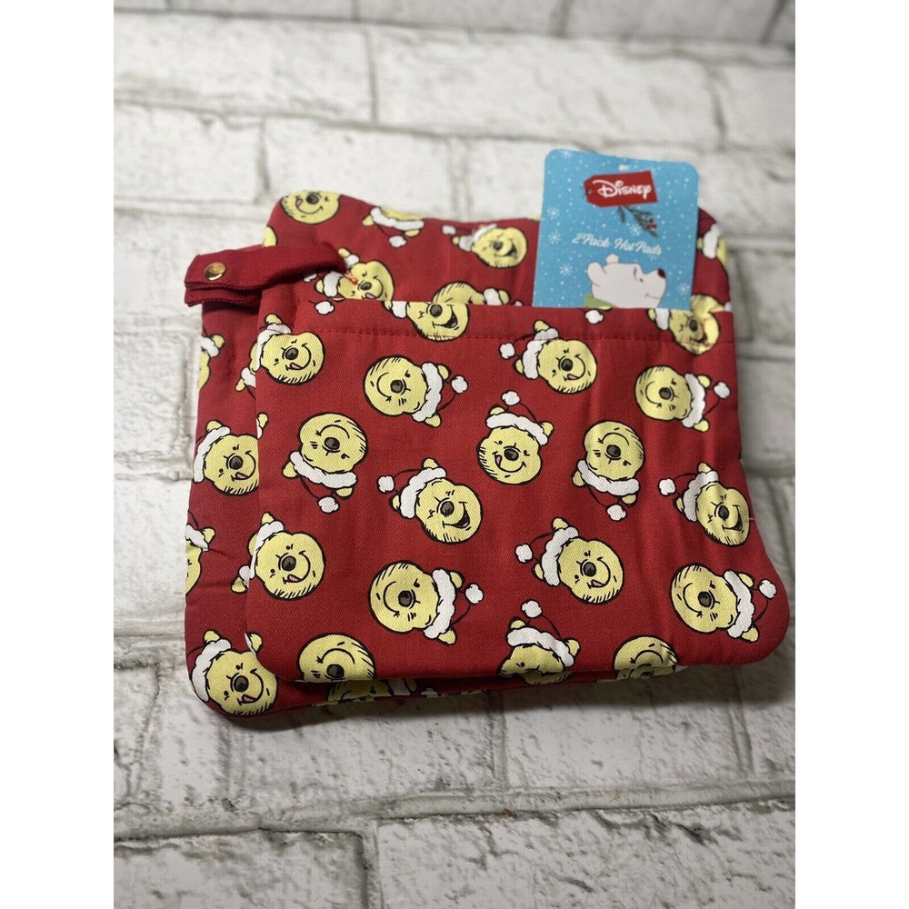 Disney Winnie the Pooh 2 Pack Hot Pads Pot Holders Christmas Santa Hat NEW NWT